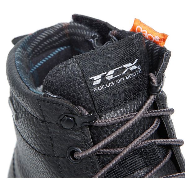 TCX Dartwood Gore-Tex Boots Black FREE 1 YEAR Returns, FREE UK Delivery | ThrottleChimp