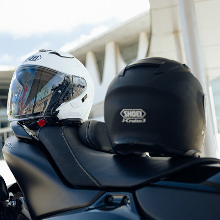 Shoei J-Cruise 3 Open Face Helmet Matt Black FREE 1 YEAR Returns, FREE UK Delivery | ThrottleChimp