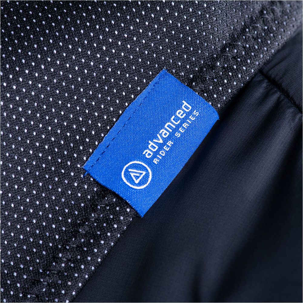 Oxford Advanced Storm Collar Neck Shield Black FREE 1 YEAR Returns, FREE UK Delivery | ThrottleChimp