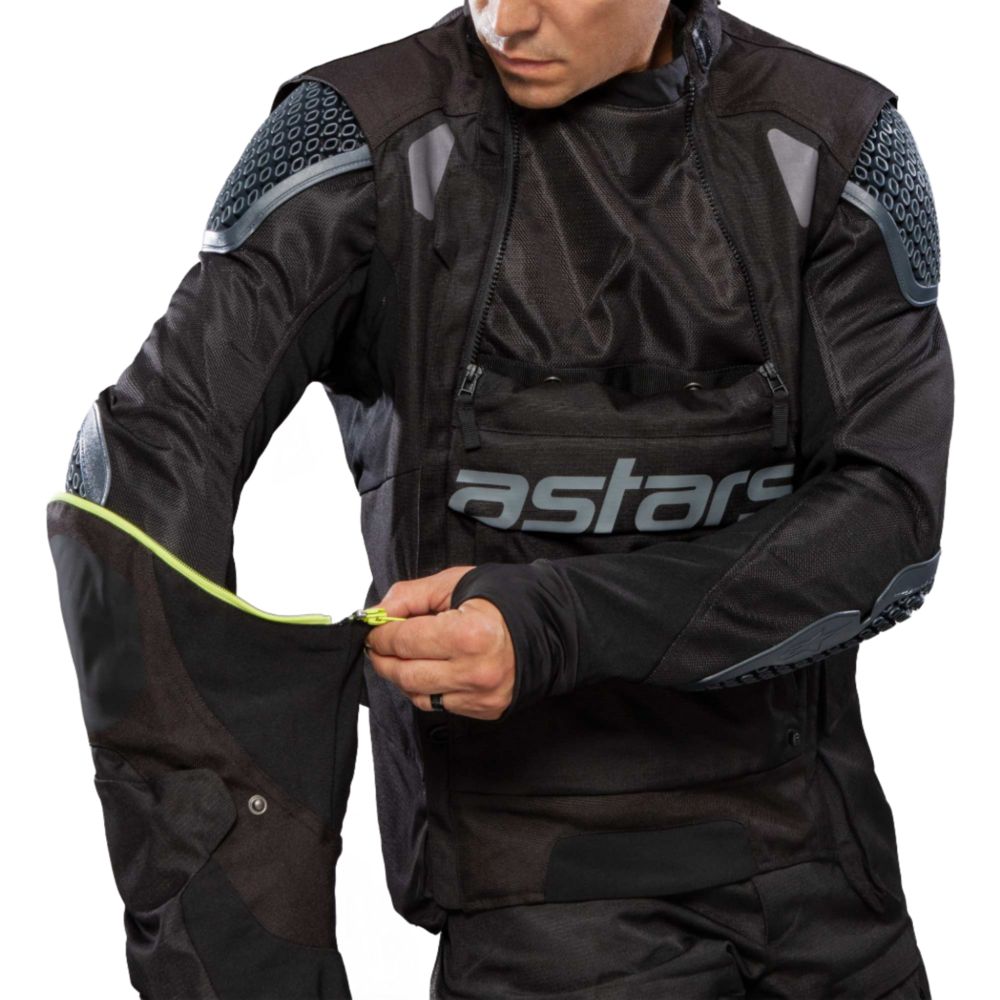 Alpinestars Halo Drystar Jacket Black / Black FREE 1 YEAR Returns, FREE UK Delivery | ThrottleChimp