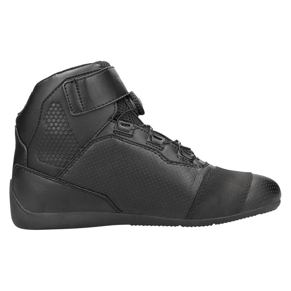Richa Escape X Boots Black FREE 1 YEAR Returns, FREE UK Delivery | ThrottleChimp