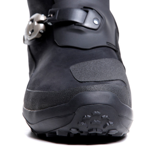 Dainese Seeker All Weather Touring Gore-Tex Boots Black FREE 1 YEAR Returns, FREE UK Delivery | ThrottleChimp