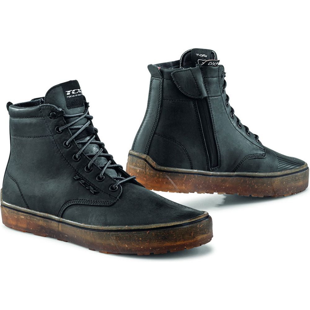 TCX Dartwood Waterproof Boots Black FREE 1 YEAR Returns, FREE UK Delivery | ThrottleChimp