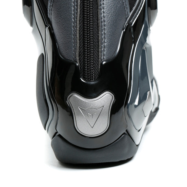 Dainese Torque 3 Out Boots Black / Anthracite FREE 1 YEAR Returns, FREE UK Delivery | ThrottleChimp
